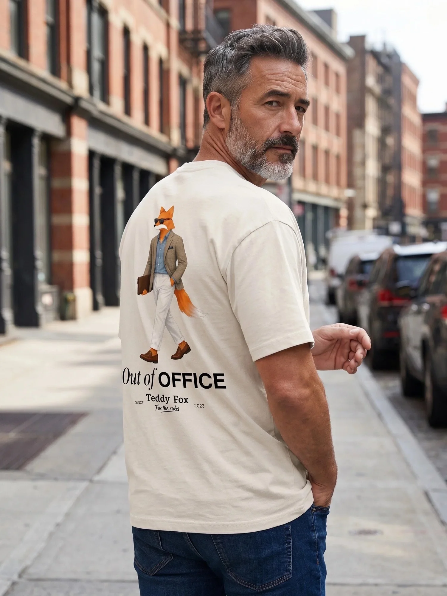 T-shirt oversize Out of Office Teddy Fox, capsule Summer Collection